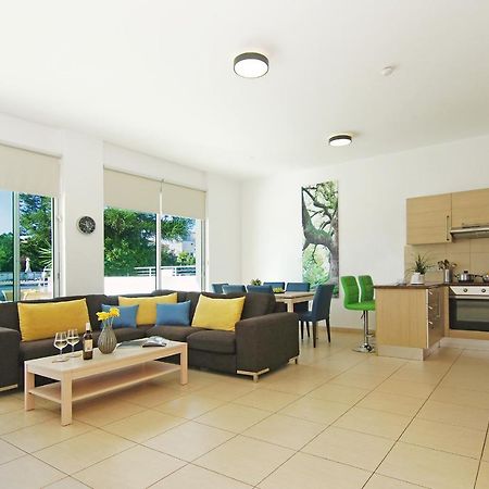 Calypso - Coralli Beachfront Apartment Протарас Екстериор снимка