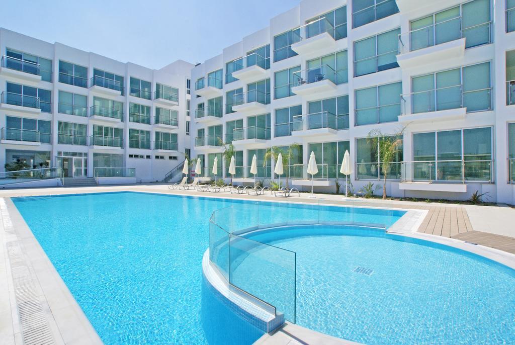 Calypso - Coralli Beachfront Apartment Протарас Екстериор снимка